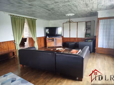 maison en pierre non mitoyenne 220 m2 - 5 chambres - terrain