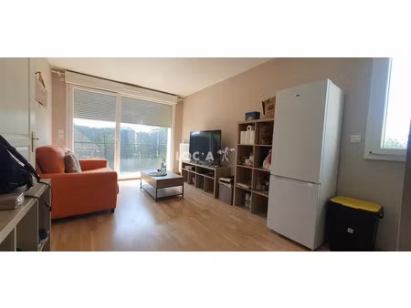 location appartement 2 pièces 42 m² à dijon (21000)