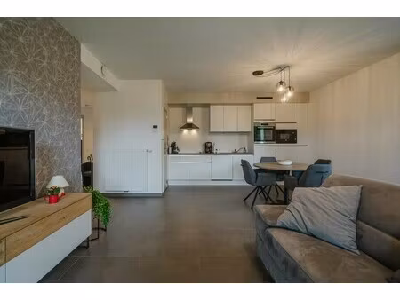 instapklaar appartement met tuin en staanplaatsen in heule!
