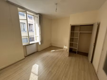 location appartement 1 pièce 25 m² à lyon 9 (69009)