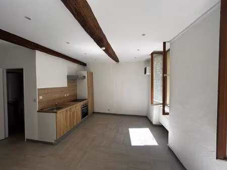 2 pièces - coeur du village