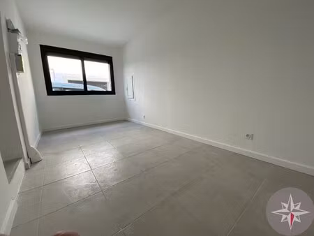 local commercial