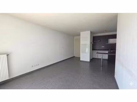 t2 lumineux avec balcon & parking – toulouse (limite launaguet / aucamville)