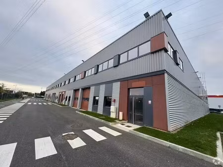 location entrepôt corbeil-essonnes 91100 467m² à 1317m²