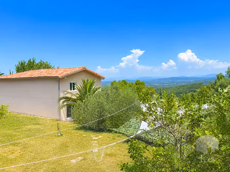 viviers  maison de 350 m2 sur un terrain de 2 400 m2
