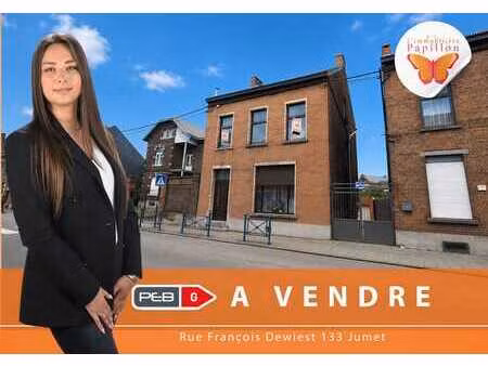 maison 4 façades avec garage et jardin
