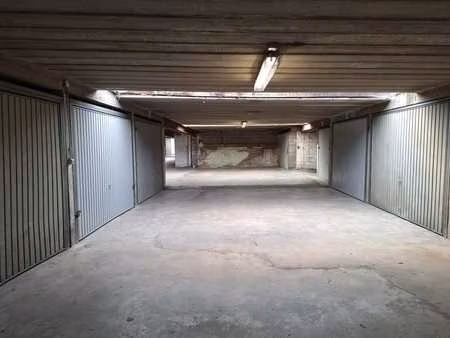 box fermé rue chéri dans le quartier st léonard