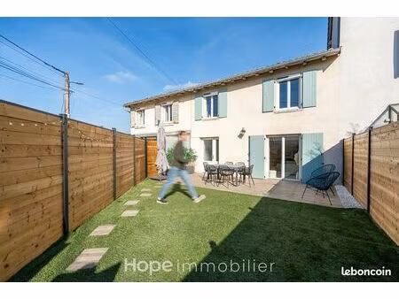 maison 3 pièces 65 m²