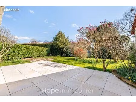maison 5 pièces 106 m²
