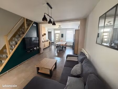maison 4 pièces 80 m²