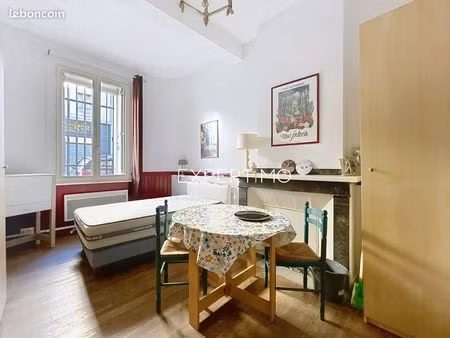 studio 1 pièce 22 m²