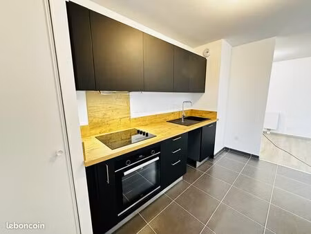 appartement 3 pièces 65 m²