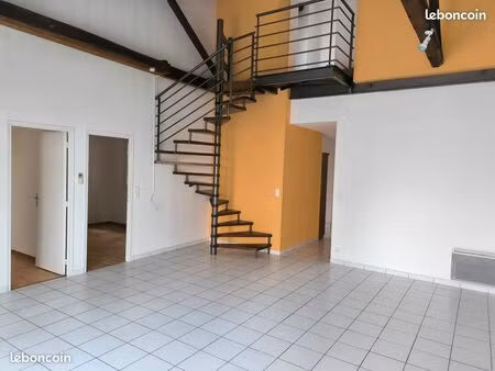 gaillac : spacieux duplex t4 de 89 m² avec terrasse et climatisation – particulier