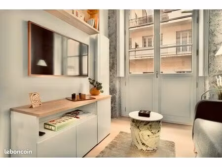 studio 1 pièce 22 m²