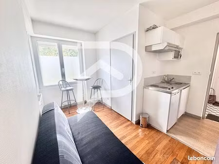 studio 1 pièce 12 m²