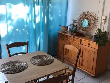 grand studio veranda et terrasse