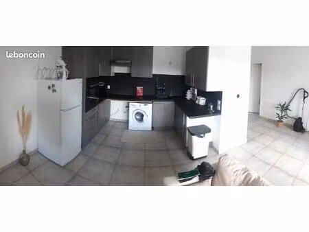 loue t2 43 m² + terrasse 13 m² (expo sud-est) résidence les toits de charance - gap