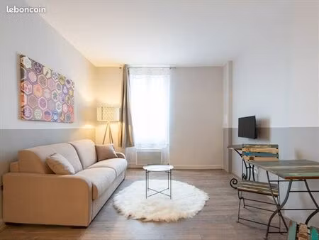 studio 1 pièce 23 m²