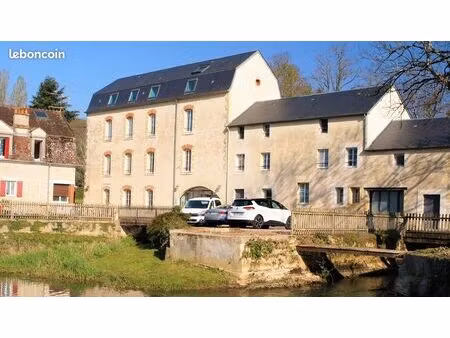 10 mn nevers centre  t3 spacieux dans ancien moulin rénové - résidence sécurisée - parking