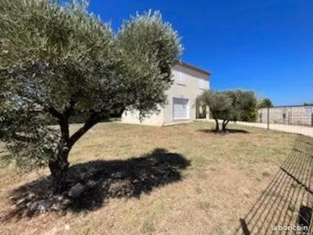 villa 5 pièces 103 m²