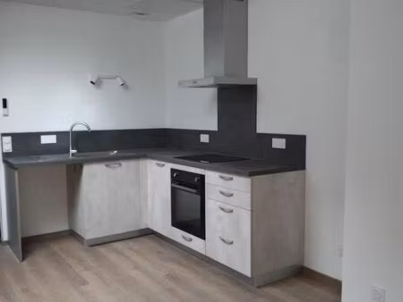appartement t1 bis – hyper-centre de gramat