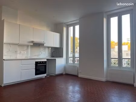 location t2 42m² mermoz