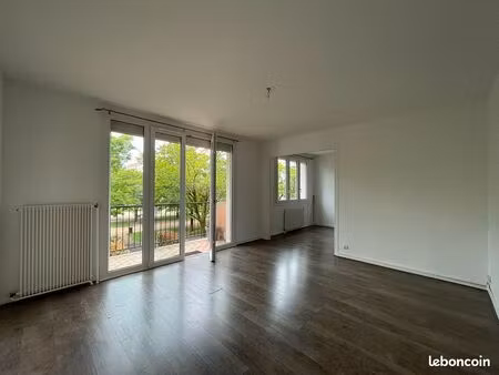 appartement 3 pièces 74 m²
