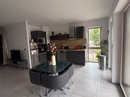appartement 4 pièces 77 m²