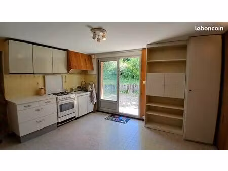 appartement t2 dans maison