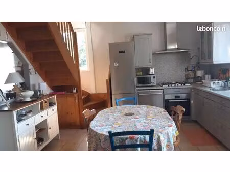 maison lumineuse entièrement meublée 150m plage de septembre à juin 2027