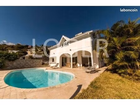 villa 5 pièces 118 m²