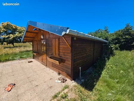 location annuelle – terrain de loisir de 7 000 m² avec chalet d’abri