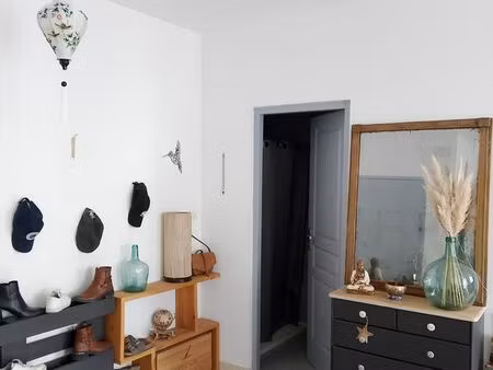 particulier loue appartement f2 avec cave et balcon– proche université de perpignan  quart