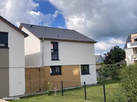 maison 4 pièces 85 m²