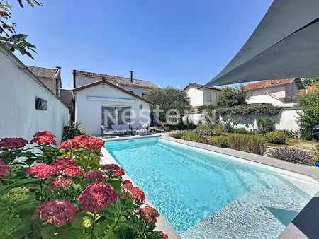 vente maison 5 pièces 194 m² bron (69500)