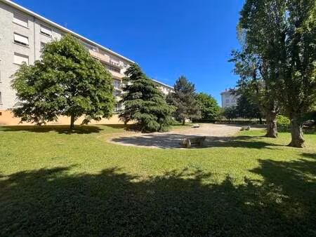 vente appartement 4 pièces 65 m² bron (69500)