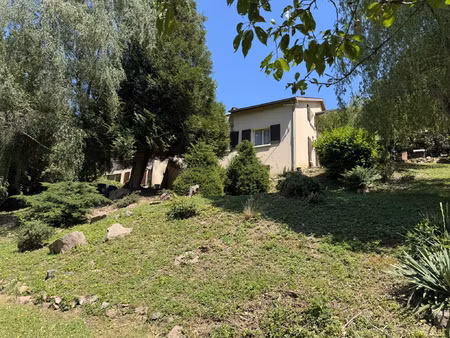 vente maison 7 pièces 260 m² amplepuis (69550)