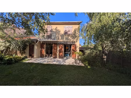vente maison 4 pièces 102 m² chassieu (69680)
