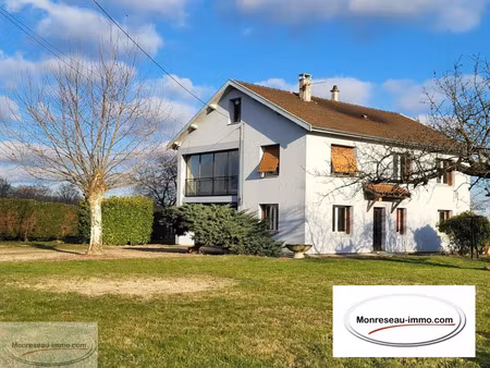 vente maison 5 pièces 143 m² mâcon (71000)