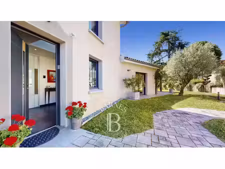 vente maison 5 pièces 151 m² soucieu-en-jarrest (69510)