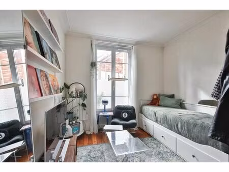 charmant 2 pièces de 28 m² à paris