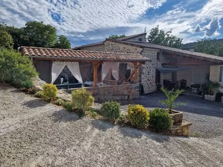 superbe maison proches commodites