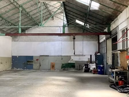 vente commerce 402 m² lyon 8 (69008)