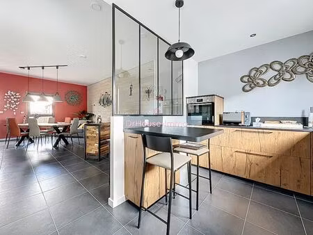 magnifique maison de plain-pied en plein coeur du bourg de crach