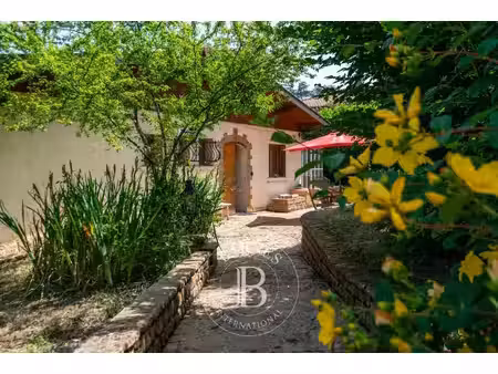 saint-romain-au-mont-d’or - maison sans vis-à-vis d’environ 142 m² - terrain avec vue de 1