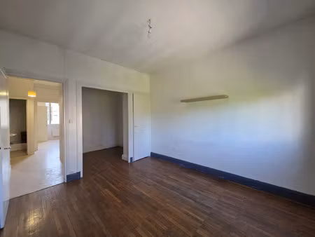 location appartement 1 pièce 40 m² à lyon 3 (69003)