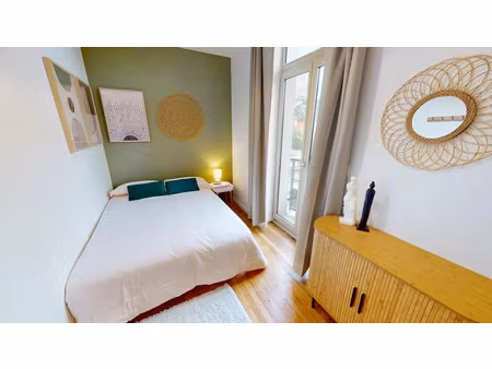 location appartement 1 pièce 15 m² à bron (69500)