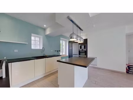 location maison 4 pièces 1555 m² à charbonnières-les-bains (69260)