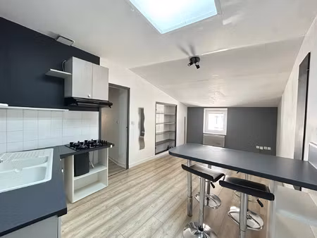 location appartement 3 pièces 43 m² à bessenay (69690)