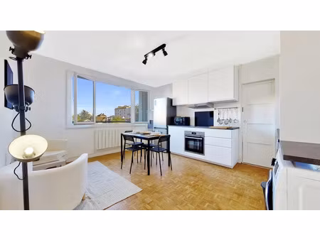 location appartement 1 pièce 10 m² à lyon 3 (69003)